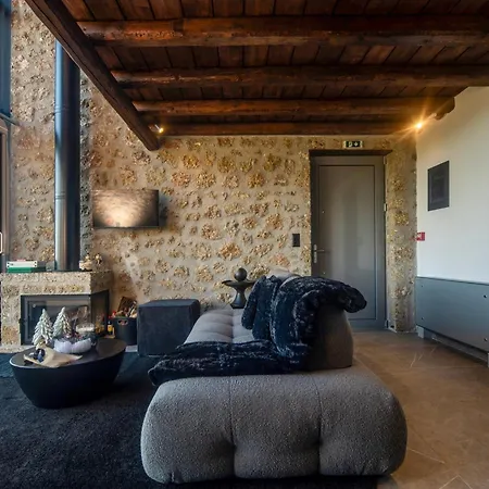 Heartbeat 5 Chalet